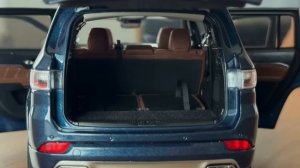 Марк получает 1_18 Jeep Grand Commander и сравнивает его с внедорожниками Range Rover и Acura RDX