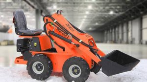 МиниП 2-20 СПб_мини погрузчик на даче#техникадлястройки#минипогрузчик#садоваятехника