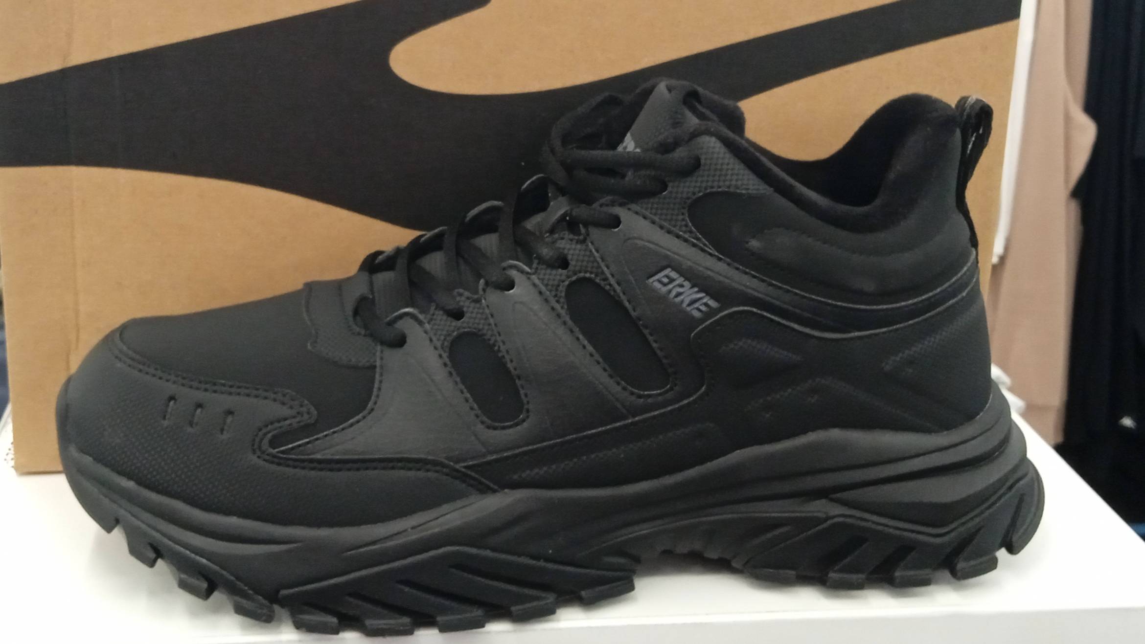 Кроссовки утепленные мужские Erke Jogging ( Обзор и Распаковка Зима 2025 ) смотреть онлайн