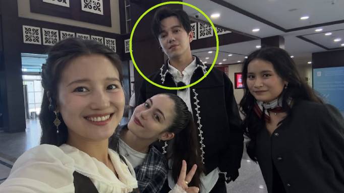 ДИМАШ В "Назарбаев Университет" / РЕАКЦИЯ СТУДЕНТОВ смотреть онлайн