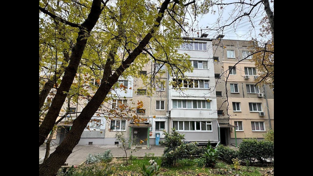 Обзор 2-комнатной квартиры в Алупке, ул. Западная смотреть онлайн