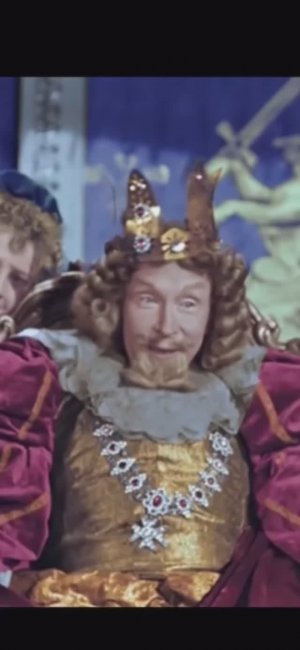 «Связи связями, но надо же в конце концов и совесть иметь!..»