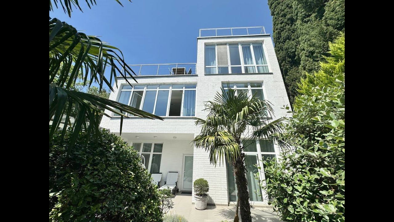 Обзор домовладения на продажу в пгт. Отрадное смотреть онлайн