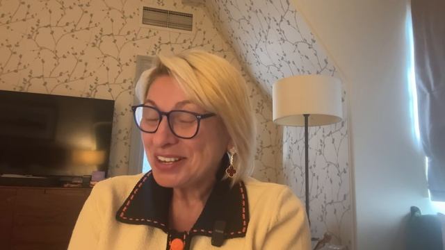 ЛЕВ - ГОРОСКОП НА ОКТЯБРЬ 2025 года от ANGELA PEARL смотреть онлайн