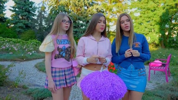 ЧТО ПРЕДЛОЖИЛ ПАРЕНЬ ОБОРОТЕНЬ? ЛЮБОВЬ ИЛИ ДРУЖБА?