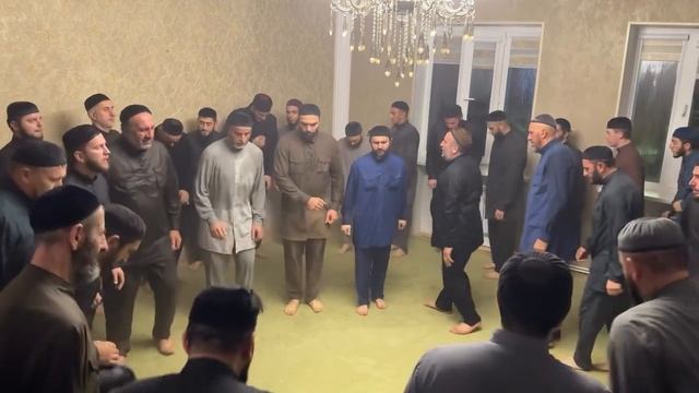 Зикр у Долгиевых