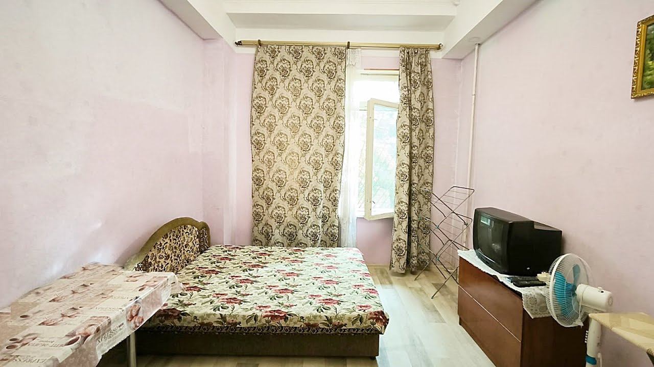 Обзор 1- комнатной квартиры на продажу в Ялте ул. Найденова смотреть онлайн