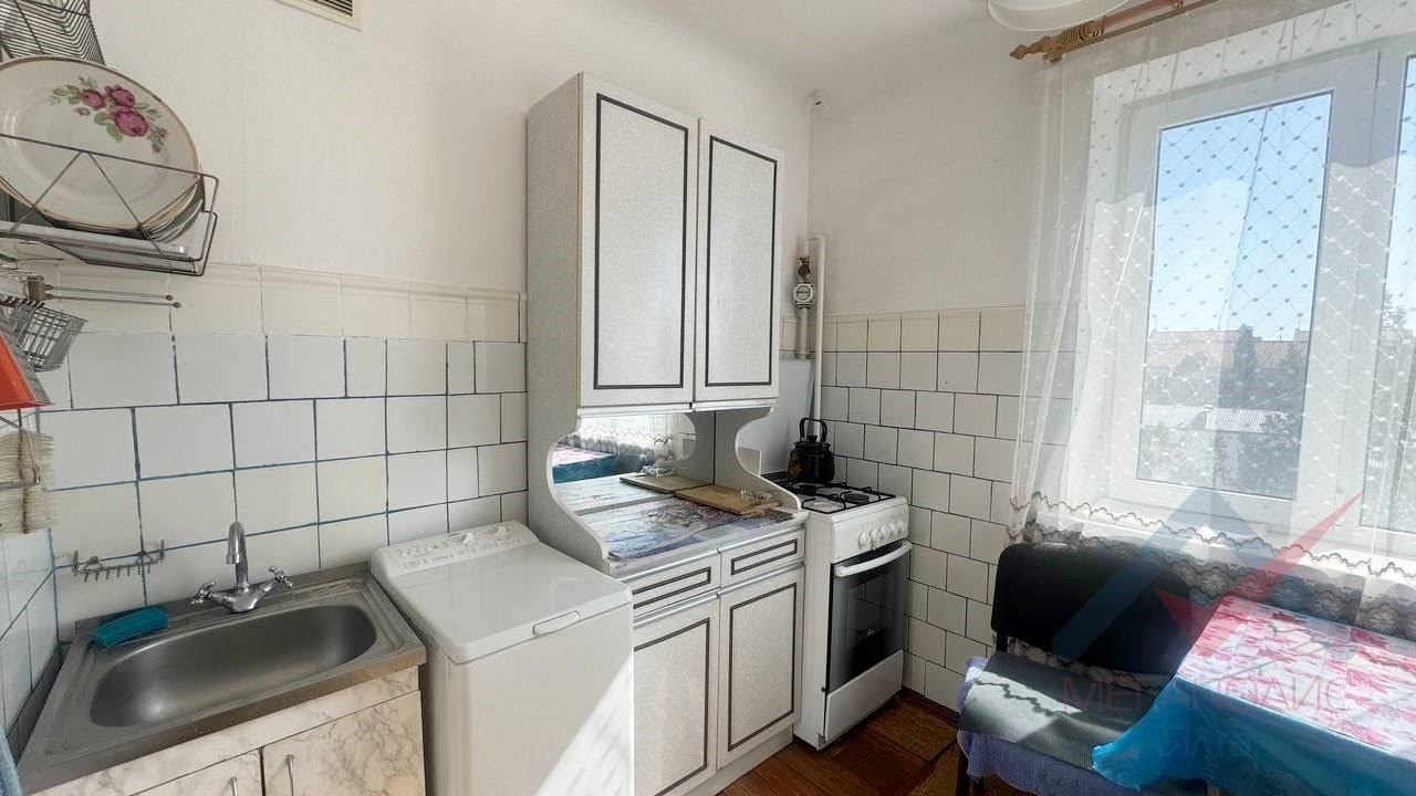 Обзор 2- комнатной квартиры в Ялте район Гаспра ул. Маратовская смотреть онлайн