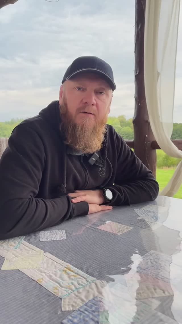 Чем занимается доктор Смоляков смотреть онлайн