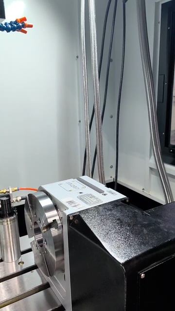 Фрезерный центр Kevala PL 855 c дополнительной 4 осью и датчиками Renishaw Omp40 и TS27R смотреть онлайн