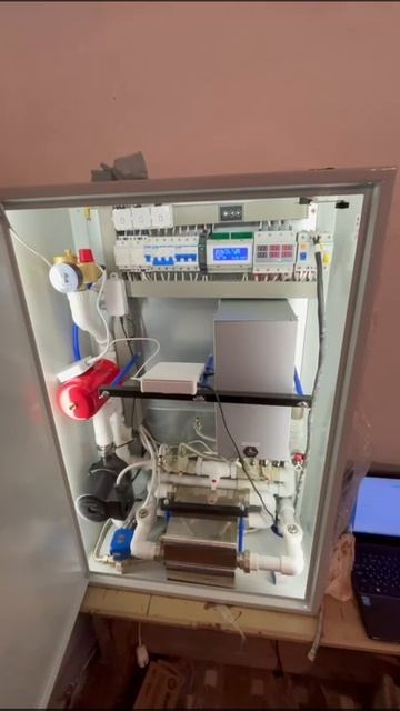 IMG_3496 смотреть онлайн