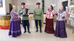 ＂У всех мужья молодые＂ Народный коллектив ансамбль казачьей песни ＂Донцы＂