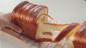 Лучший хлеб с маслом из слоеного теста (так много слоев, как будто приготовленный в машине)