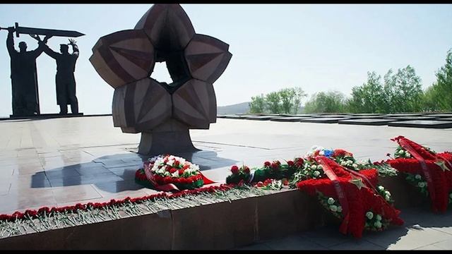 МОУ "СОШ № 47 имени И. П. Кузенова" "Тыл-фронту. Симфония в металле и камне" Семён Смирнов смотреть онлайн