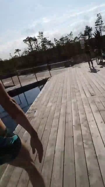 Купаемся в болоте!