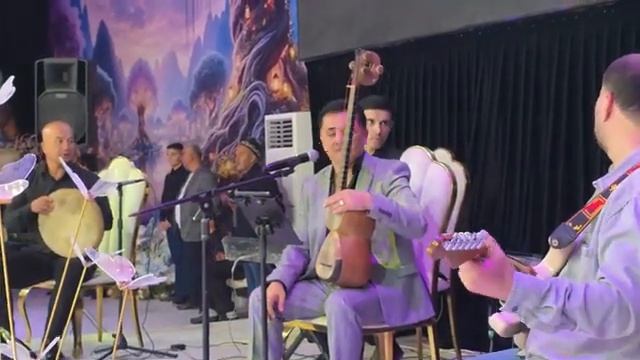 Эркин Одинаев Модар 2025 смотреть онлайн