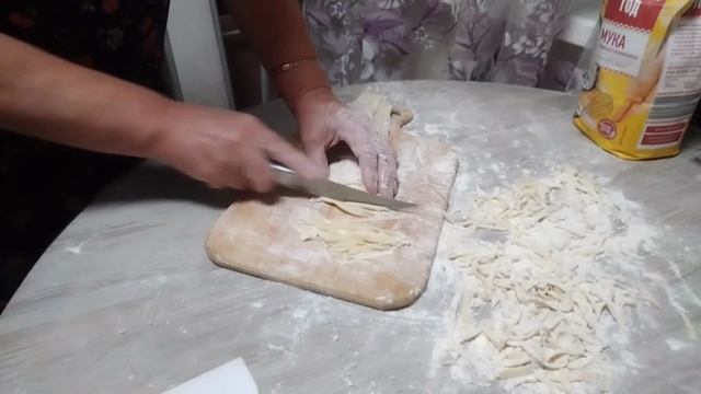Пеку хлеб.Готовлю полуфабрикаты.Наш обед и ужин ❤❤❤ смотреть онлайн