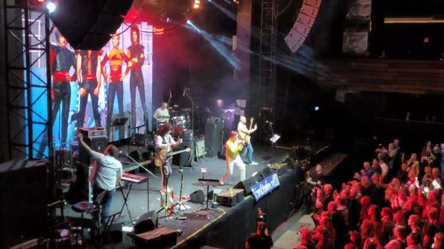 08 wwry смотреть онлайн