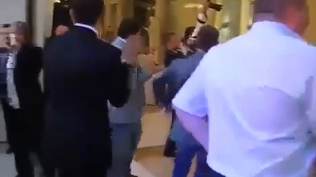 Медведев танцует / Американ бой смотреть онлайн