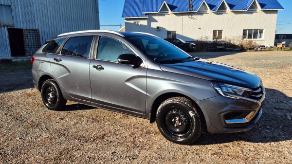 VESTA SW В САМОЙ ДОСТУПНОЙ КОМПЛЕКТАЦИИ КОМФОРТ НА МЕХАНИКЕ В 25 ГОДУ #vestasw #vesta