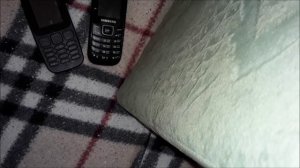 Как открыть заднюю крышку телефона