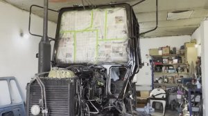 Трактор МТЗ-82 покраска в черно-коричневый цвет