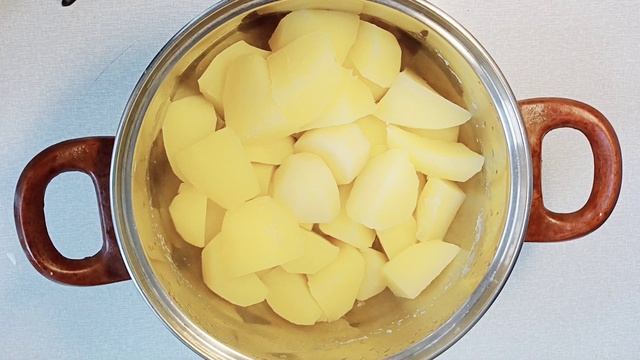 Пюре картофельное по всем правилам Рецепт белого пушистого пюре смотреть онлайн