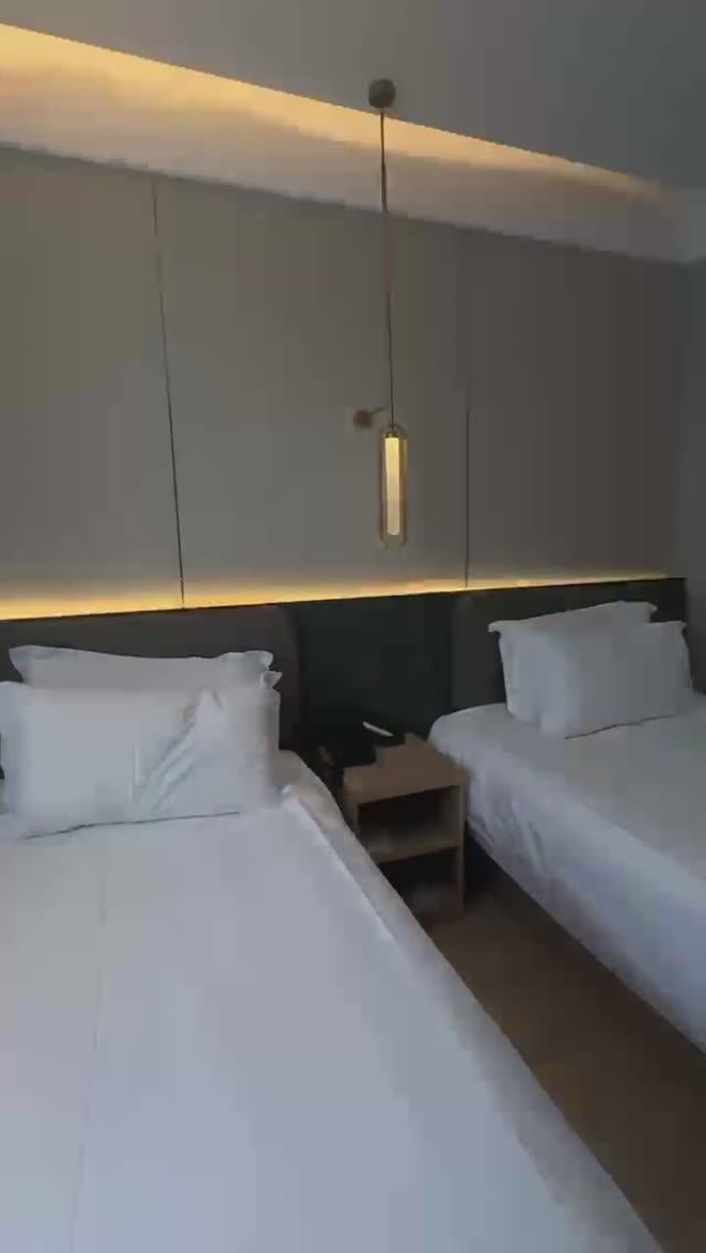 Видеообзор гостиницы Ди Фэн (Jifeng Hotel) г. ХэйХэ, Стандартный номер