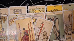 ТАРО РАСКЛАД\ НА ЭТО СТОИТ ОБРАТИТЬ ВНИМАНИЕ