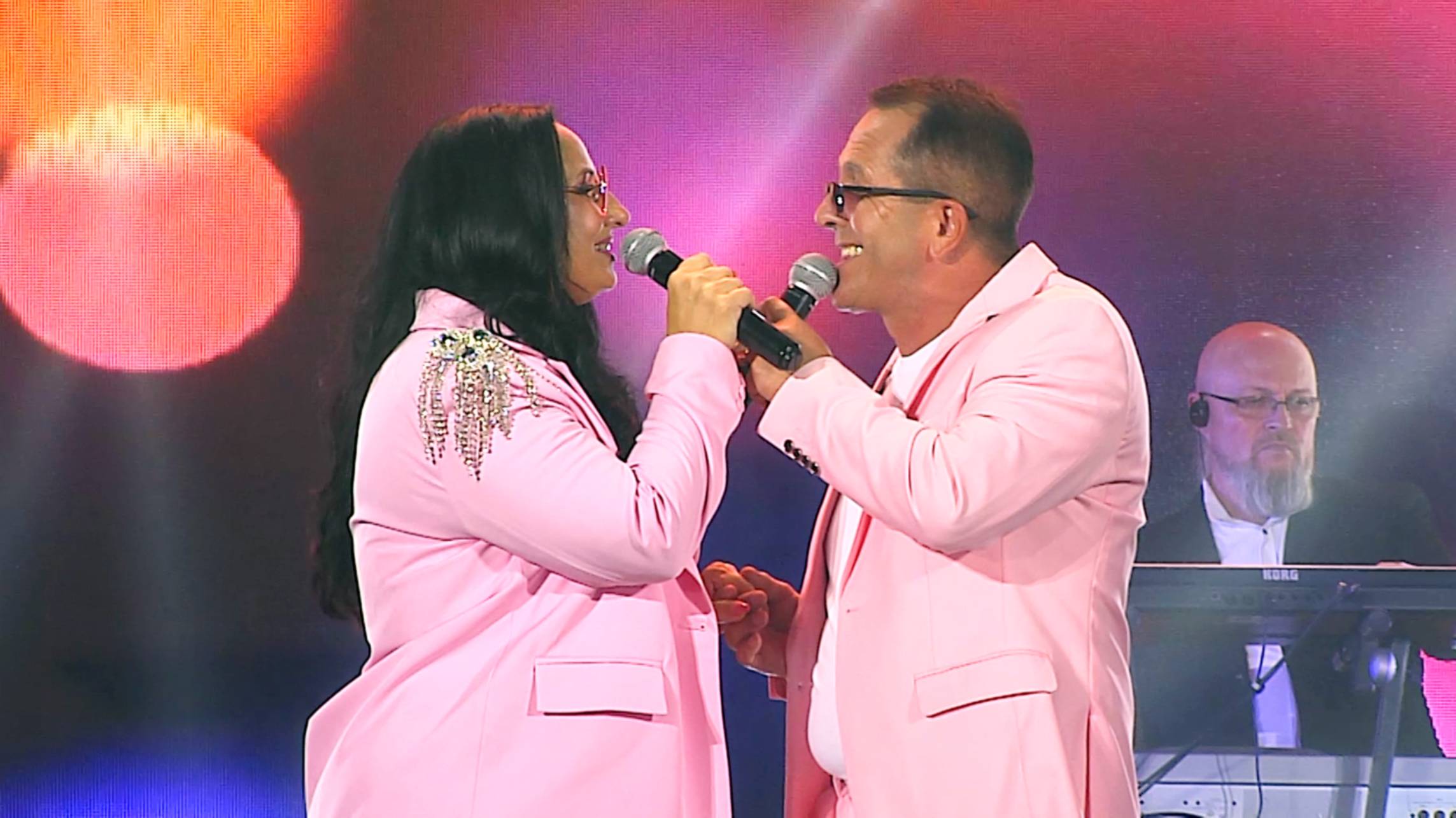 Дуэт Сувенир - Розовый закат смотреть онлайн