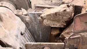 Строительство, дробление щебёнки