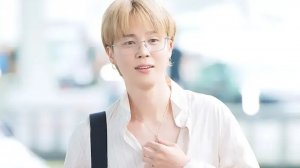 BTS - Чимин (Jimin) - Аэропорт (Dior)