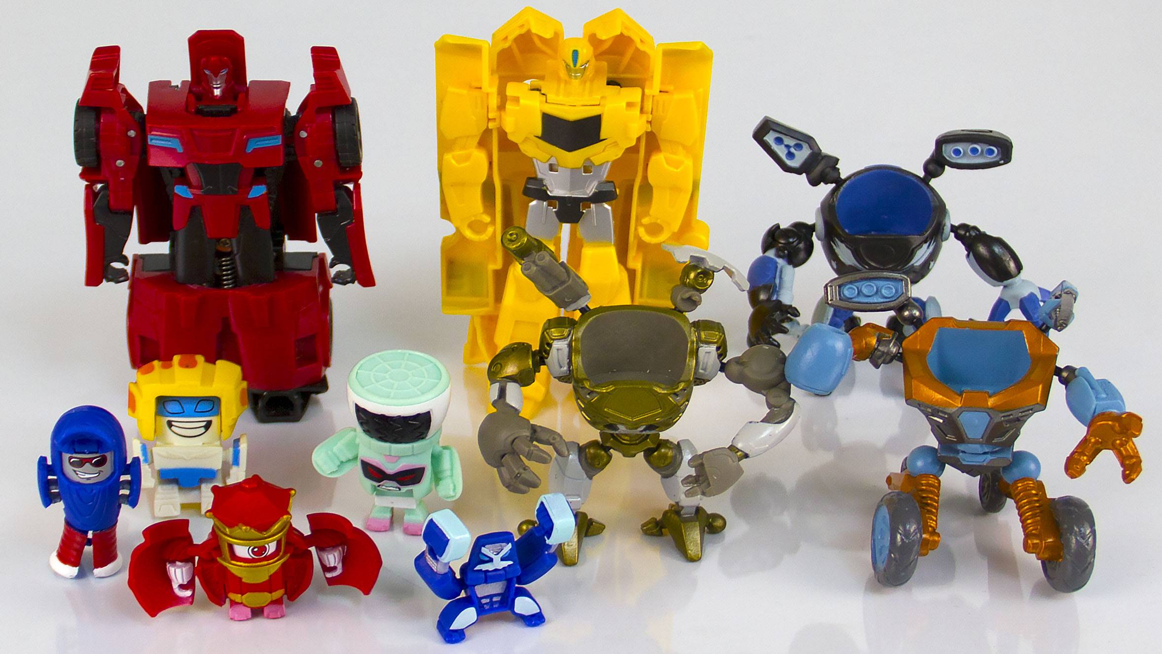 Ботботы в костюмах Ready2robot напали на Автоботов Трансформеров. Мультики для детей. смотреть онлайн