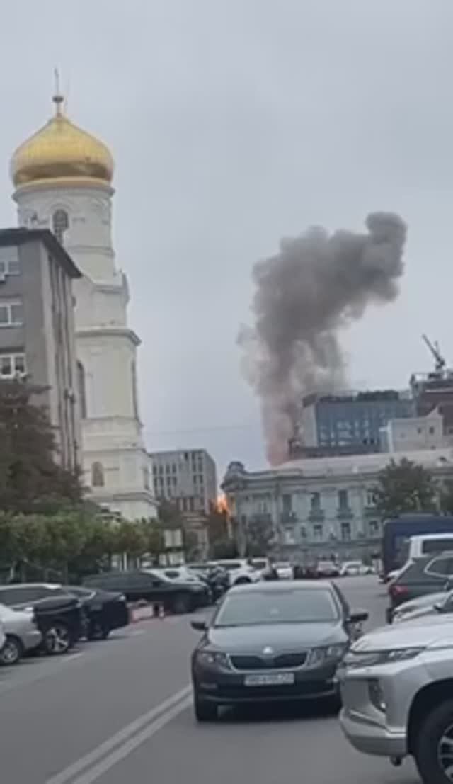Удар по Днепру сегодня. Видео прилётов. (Днепропетрвск) смотреть онлайн