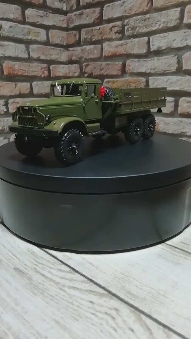 «Modimio». «Легендарные грузовики СССР». «КрАЗ-214» (13 выпуск)