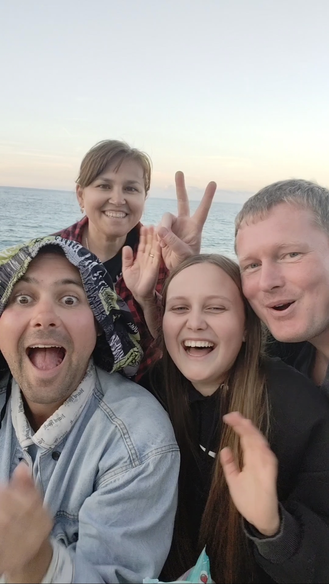 Мир такой огромный!