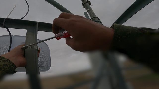 Работа военного связиста и опасна и трудна. Запарожское направление. смотреть онлайн