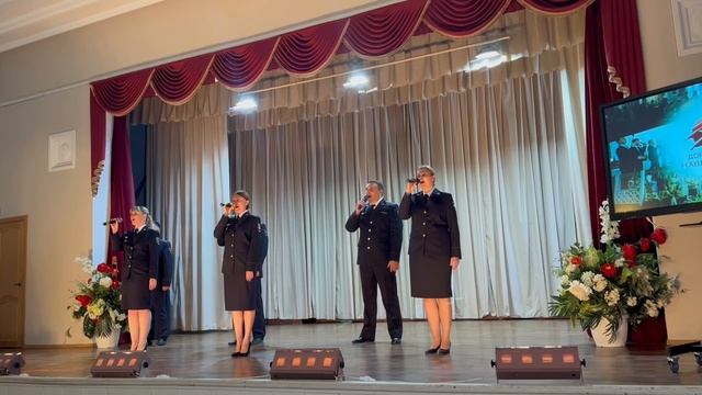 В Доме офицеров прошел концерт в преддверии Дня солидарности в борьбе с терроризмом