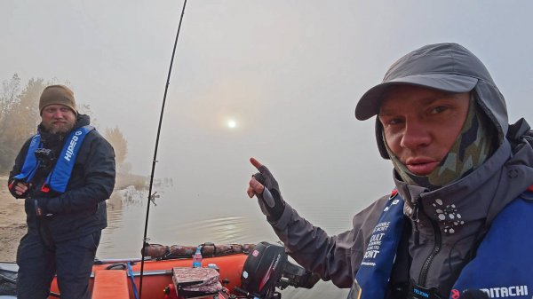 Взял на Сибирскую реку рыбака из Тайваня И ВОТ КАКАЯ РЫБАЛКА вышла!