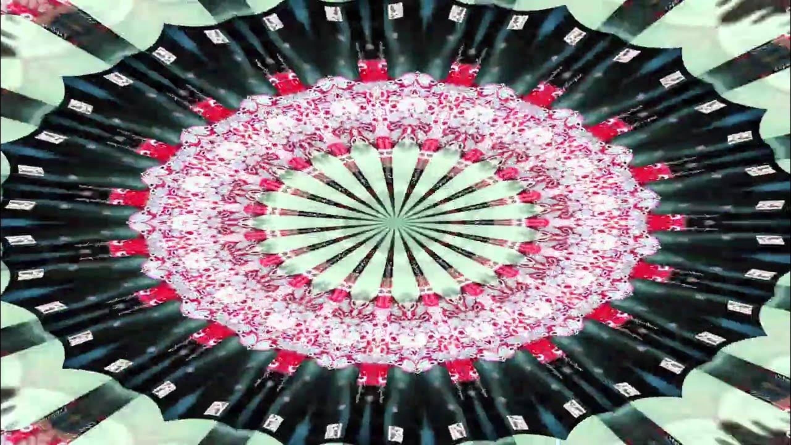 Techno DJ Mix With Trippy & Hypnotic Visuals