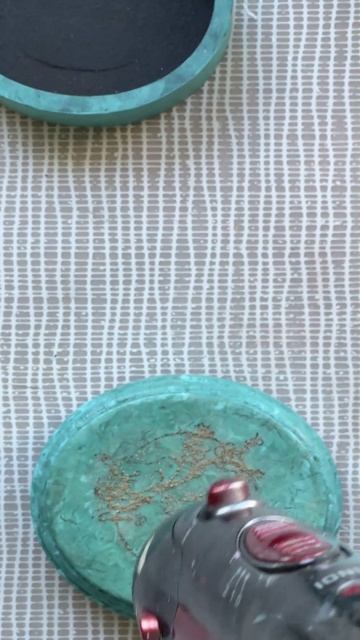 Экспериментируем с пудрой для эмбоссинга смотреть онлайн