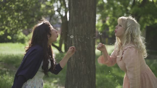 Galina Lorenz - Акация (официальное видео) Галина Лоренц.