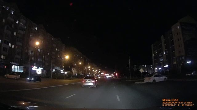 Хонда через двойную сплошную смотреть онлайн