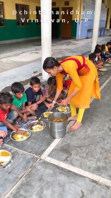 31 августа - 6 сентября. Видеоотчет о кормлении детей смотреть онлайн