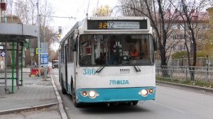 Троллейбус Екатеринбурга ЗиУ-682Г-016.03 борт. №386 маршрут 32 на остановке "Мира"