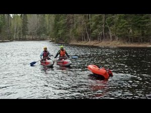 Как забраться в пакрафт из воды после переворота