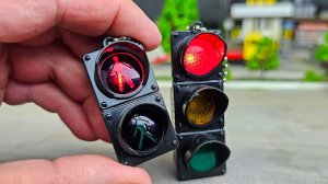 Этот мини светофор работает, как настоящий! Для макета и диорамы. Про машинки