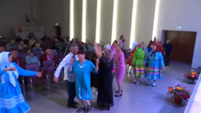 Марийский танец. Радуют И. Апсаликова и З. Петрова. Видео Василия Хайбуллина смотреть онлайн