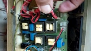 Облучатель-рециркулятор КРОНТ Дезар 7. Мигает индикатор и лампы рециркулятора.