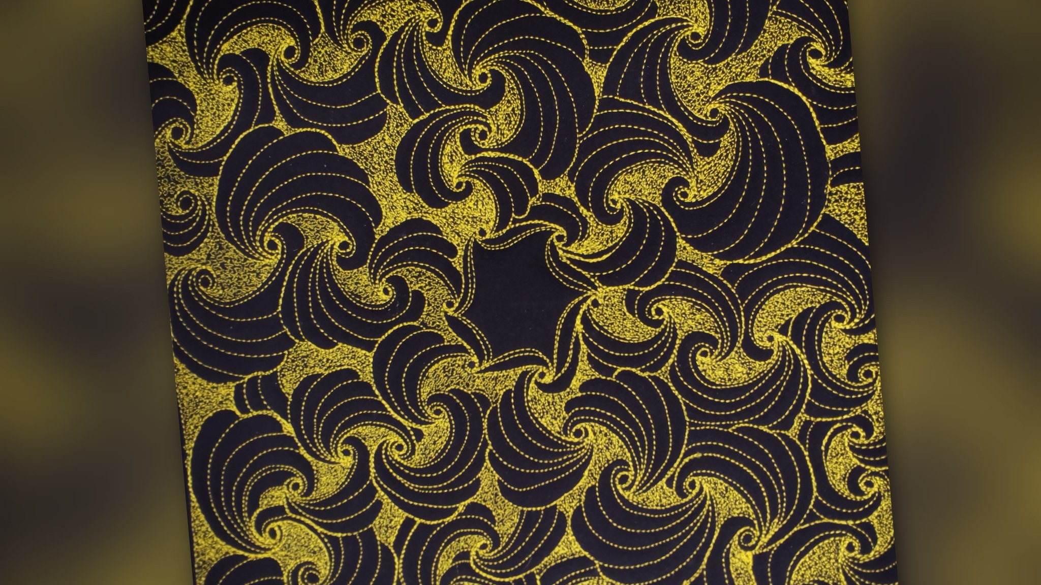 Художественная стёжка. Тангл Fluffy.